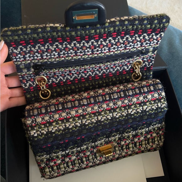 CHANEL TWEED 2.55 REISSUE  w/ BIJOUX CHAIN - Picture 11 of 16